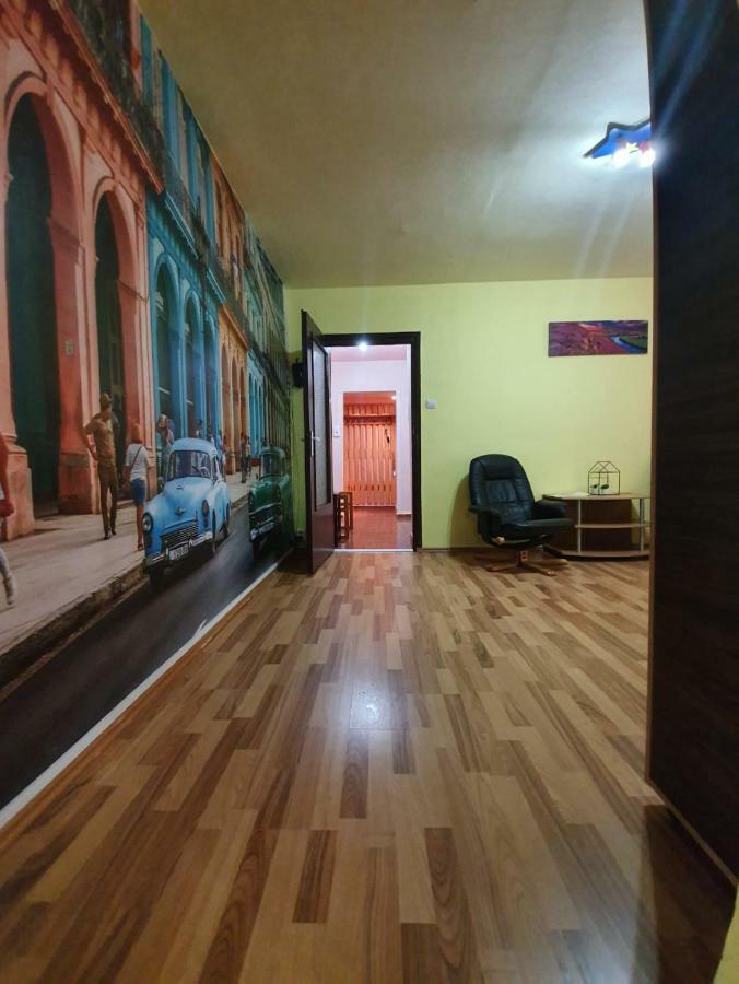 Apartament Maya Appartement Orşova Buitenkant foto