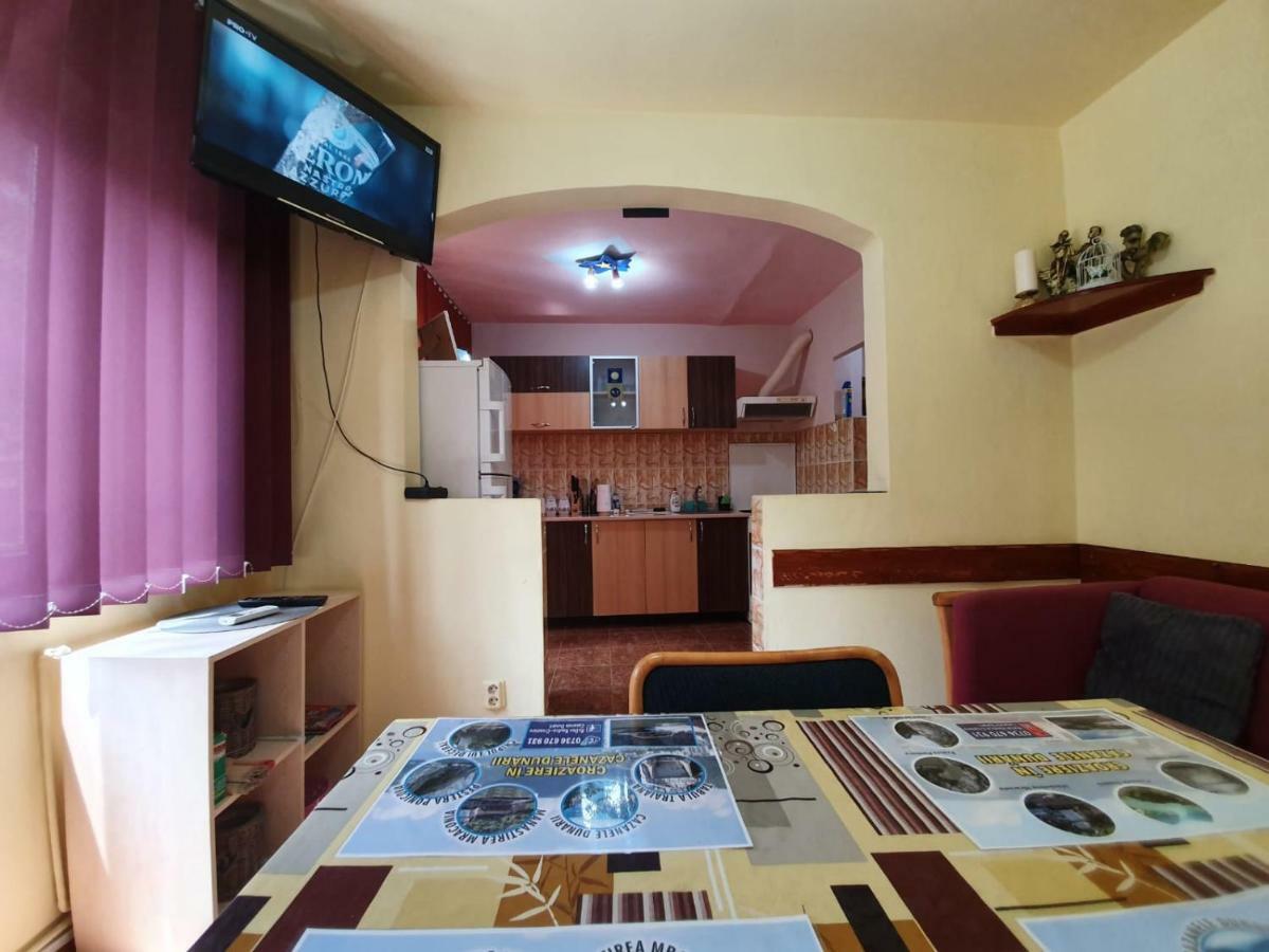 Apartament Maya Appartement Orşova Buitenkant foto