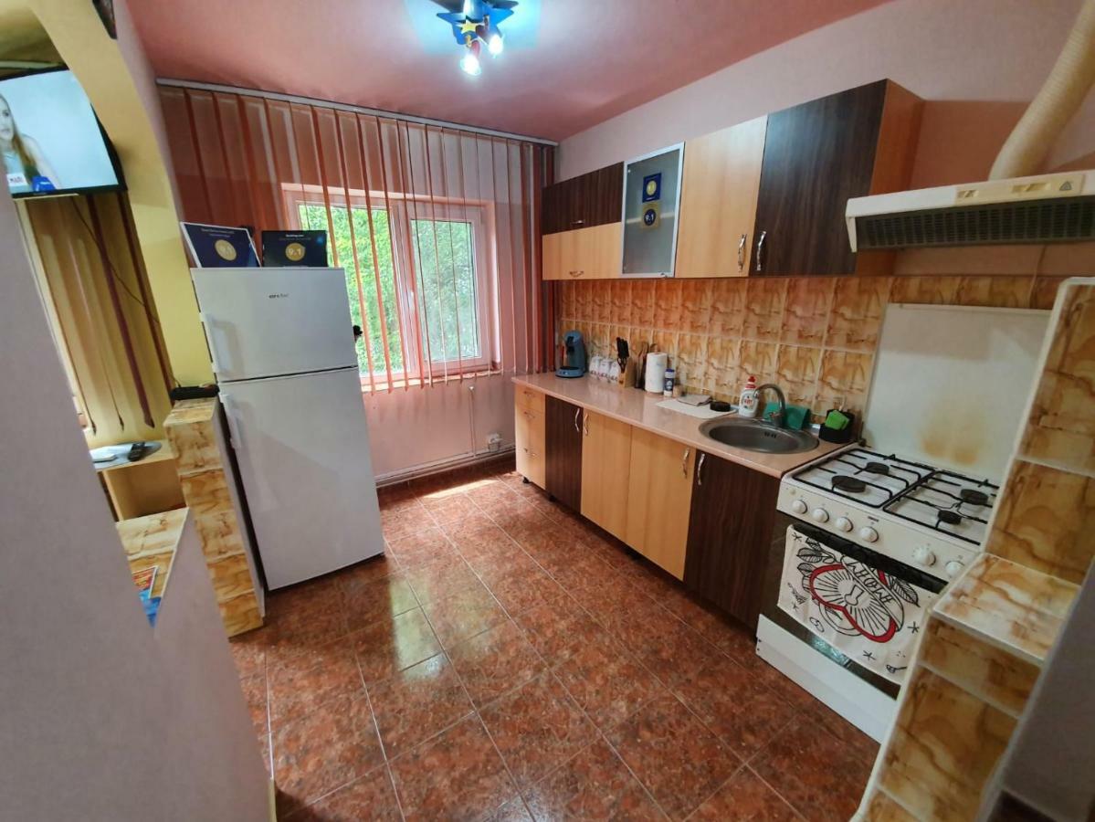 Apartament Maya Appartement Orşova Buitenkant foto