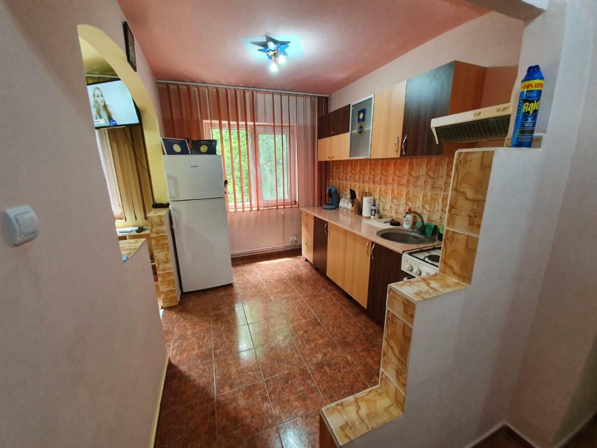 Apartament Maya Appartement Orşova Buitenkant foto