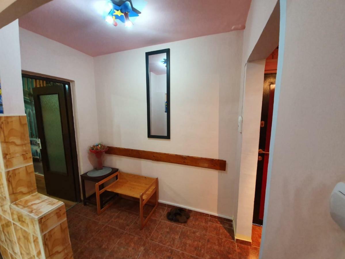 Apartament Maya Appartement Orşova Buitenkant foto